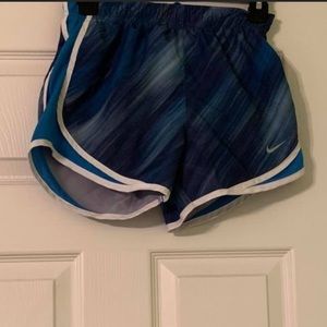 Women’s Nike short